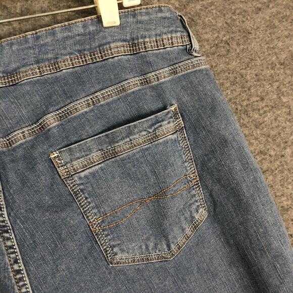 Riders Jeans Womens 16W Slender Stretch Boot Cut 38x31 Light Wash Denim by Lee - Picture 8 of 13